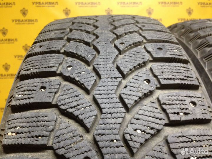 Bridgestone Blizzak Spike-01 235/65 R17 108T