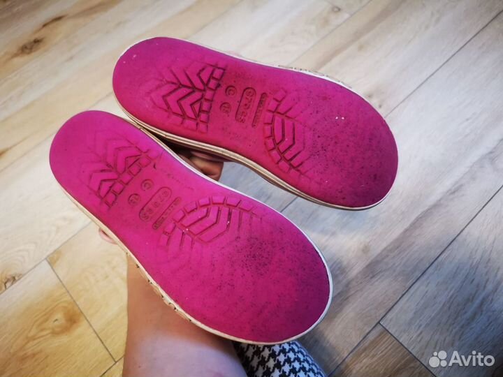 Сандалии crocs c13