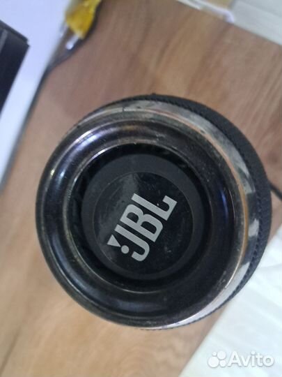 Блютуз колонка jbl