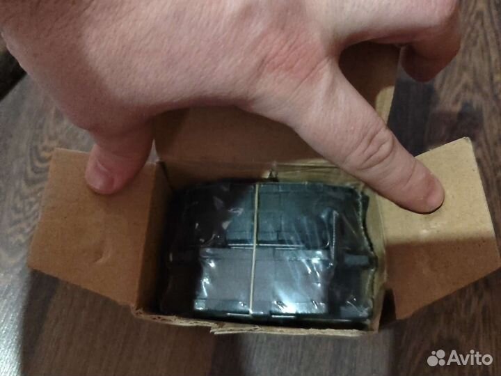 Тормозные колодки geely атлас задние