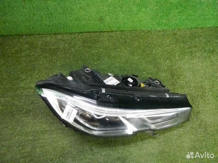 Фара правая BMW 3-Series