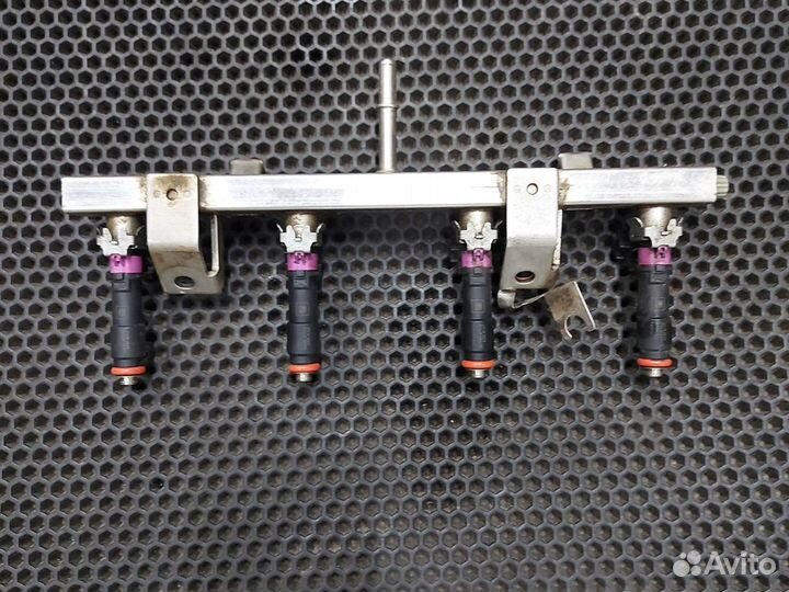 Топливная рампа Daewoo Gentra, Chevrolet Cobalt