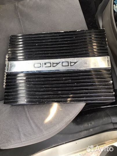 Уселитель автомобильного звука