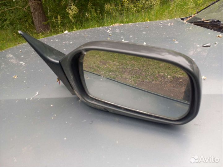 Зеркало правое Toyota Crown S140