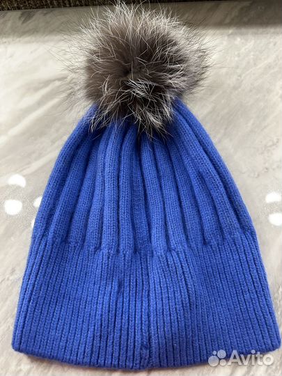 Продается теплая шапка