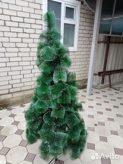 Елка искусственная