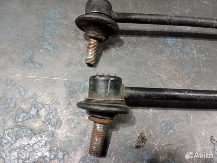 Стойки стабилизатора передние Mazda 3 BL