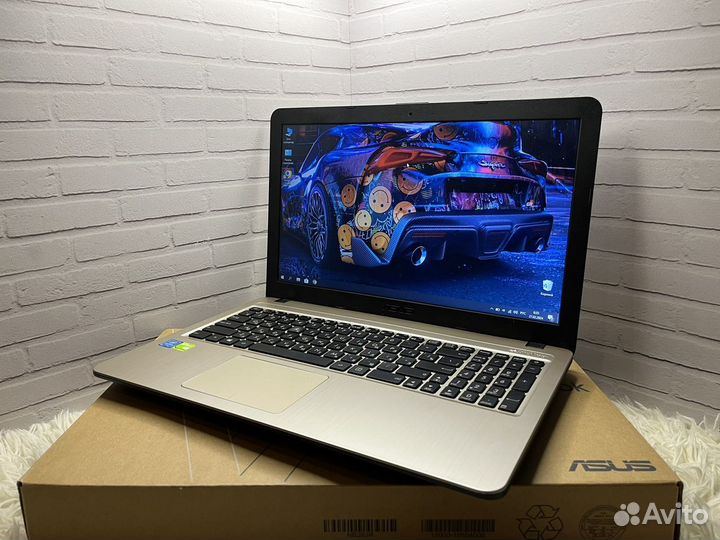 Мощный ноутбук Asus 4ядра/2видеокарты/8gb/SSD