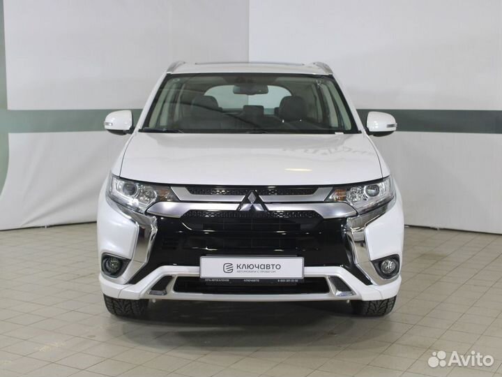 Mitsubishi Outlander 2.0 CVT, 2022, 1 000 км