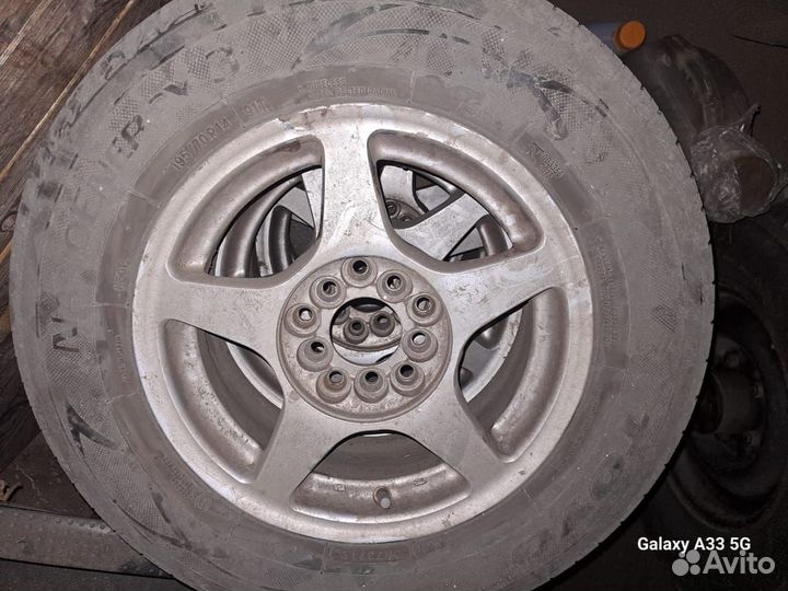 Toyo NanoEnergy 3 195/70 R14