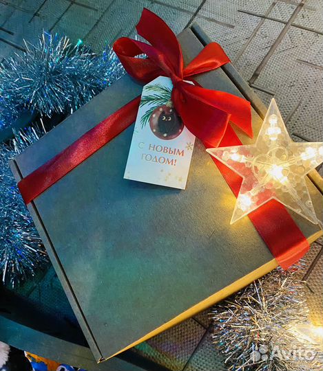 Подарочный бокс