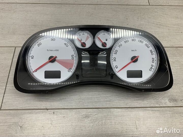 Щиток приборов Peugeot 307 универсал 9HX