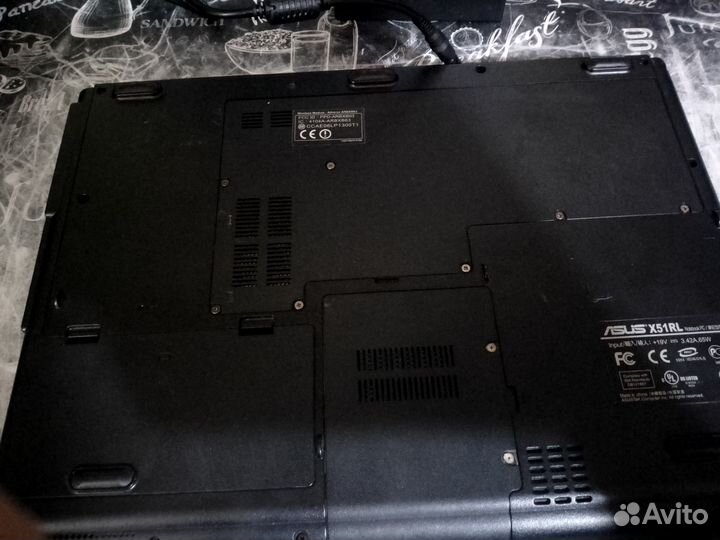 Ноутбук asus
