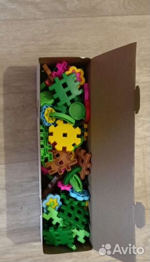 Развивающие игрушки конструктор флора 1