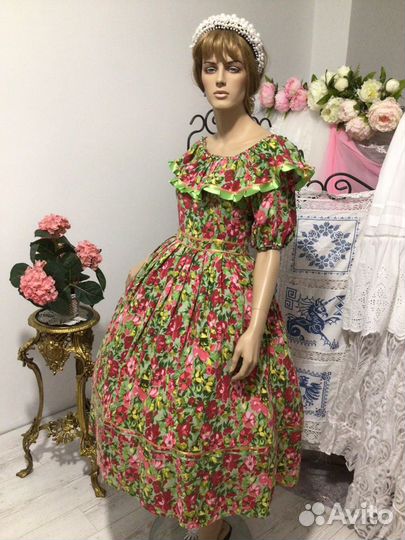Красивое платье 42-44 р