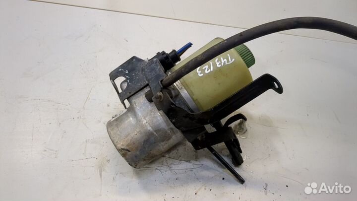 Насос усилителя руля Volkswagen Polo, 2010