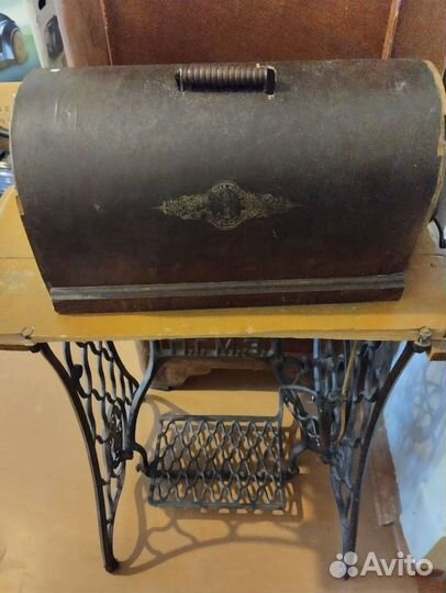 Швейная машина зингер Singer