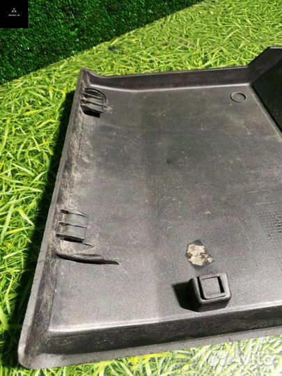 Молдинг переднего бампера правый Renault T-Series