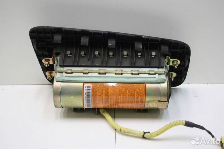 Подушка безопасности переднего пассажира Nissan