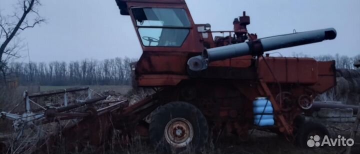 Комбайн Нива-Сельхозтехника СКА-5, 1991