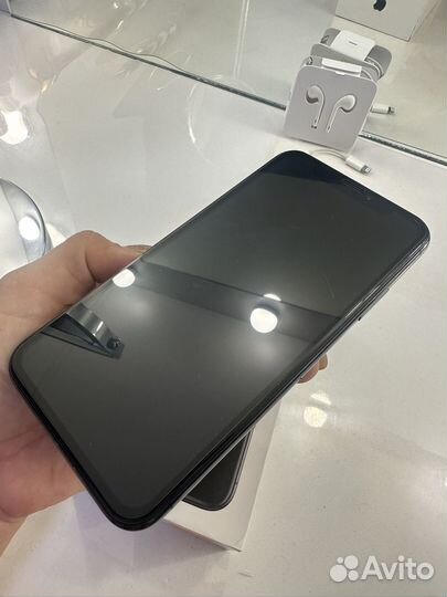 iPhone Xs, 64 ГБ