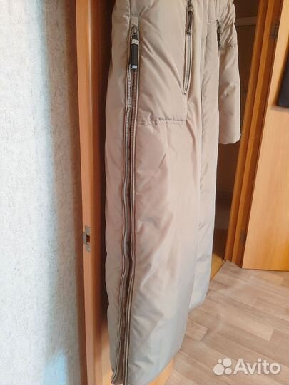 Пуховик женский длинный 44 - 46