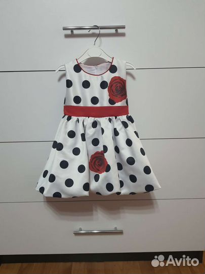 Платья праздничные на девочку 2-4 лет