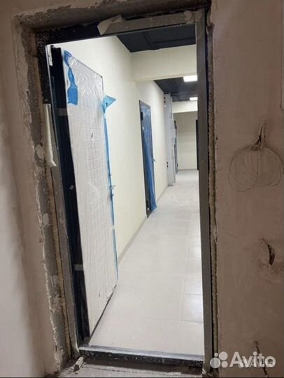 Дверь входная новая