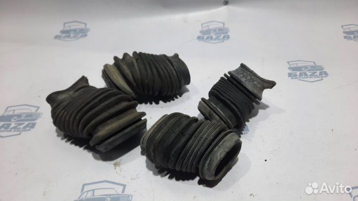 Пыльник двери Audi A8 D2 AUW 1999