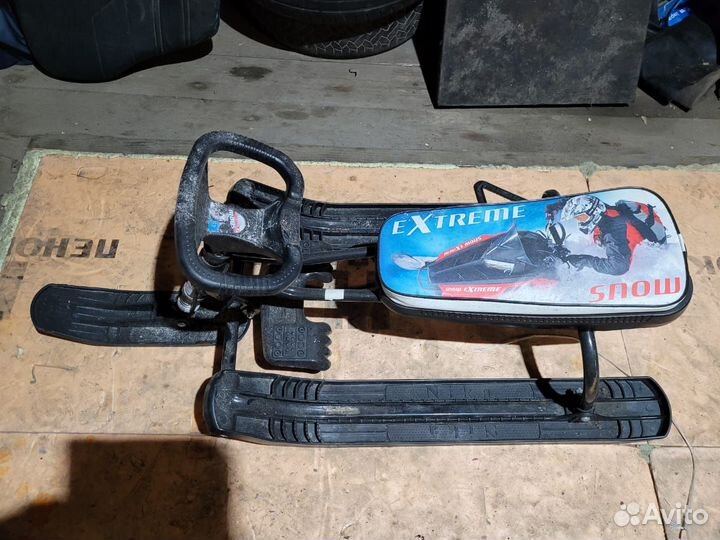 Детский снегокат бу