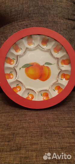 Пасхальное блюдо для яиц