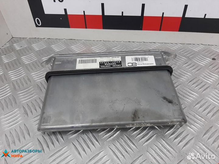 Блок управления двигателем Lexus IS (XE10) 2005