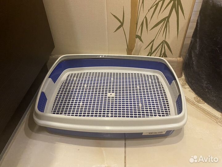 Лоток для кошек с сеткой новый