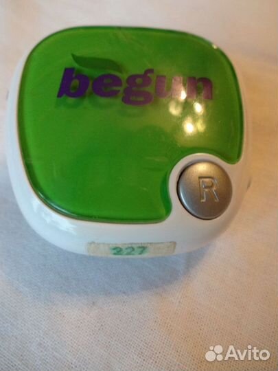 Шагомер Begun с FM-тюнером