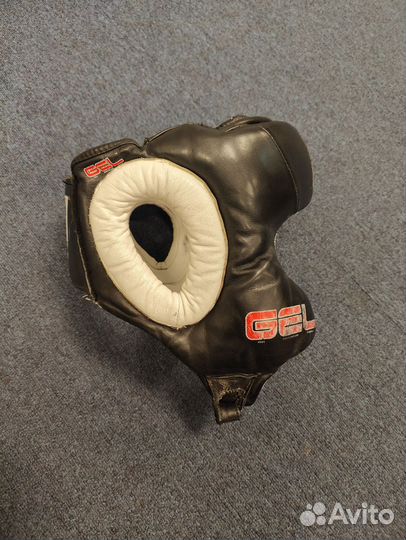 Боксерский шлем Title