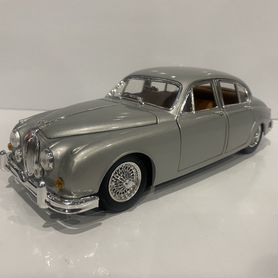 Модель Jaguar mark 2 911 Bburago 1:18