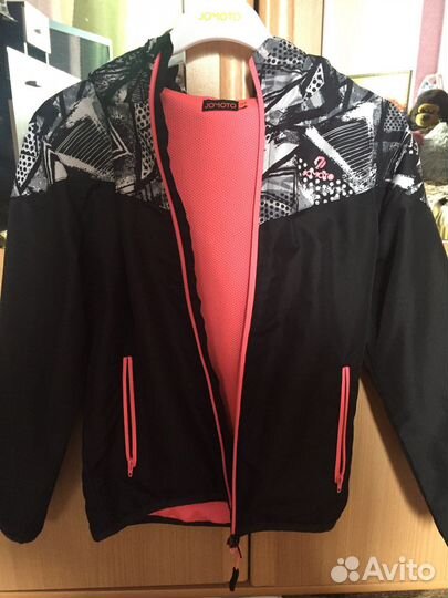 Спортивная кофта