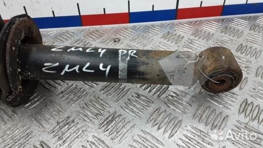 Стойка передняя правая mitsubishi pajero 3 (ZML04N
