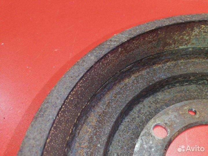 Тормозной барабан задний Mitsubishi Pajero Io H76W