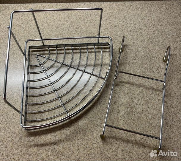 Угловая полка и крючки для рейлинга на кухне