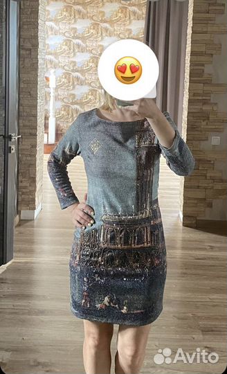 Продаётся женское платье