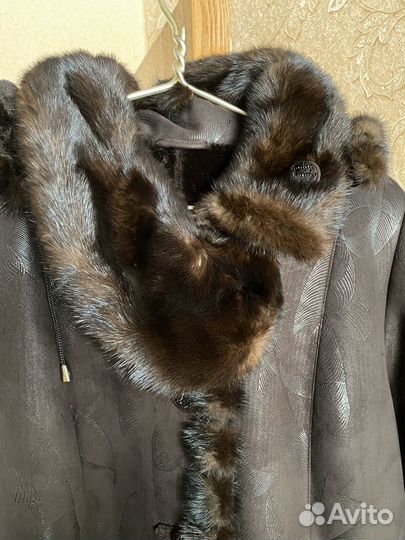 Дубленка натуральная женская с капюшоном