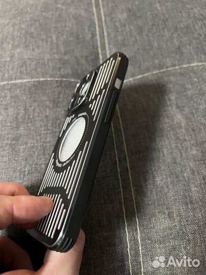 Алюминиевый чехол для iPhone 13 pro