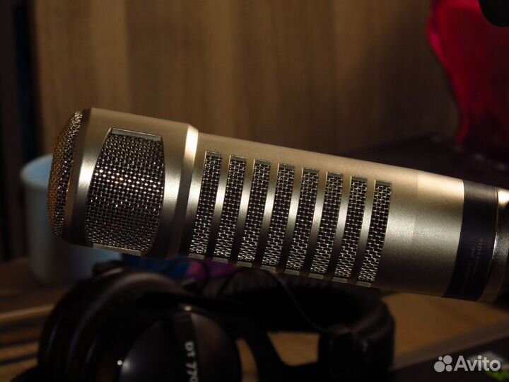 Electro Voice RE27 N/D США, shure sm7b