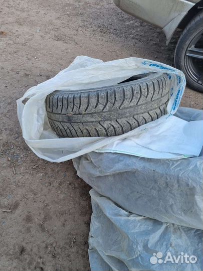 Accelera 651 6.00/60 R17