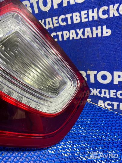 Задний левый фонарь Ford Explorer внедорожник KX