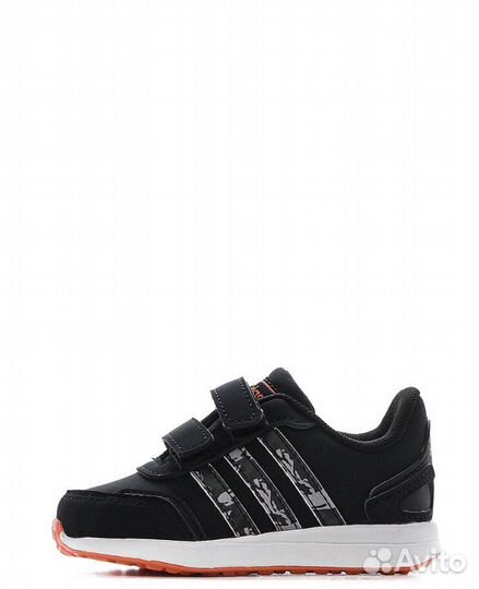 Продам кроссовки adidas