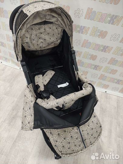 Коляска прогулочная Farfello Comfy Go 23