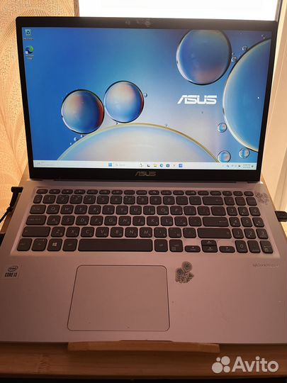 Ноутбук ASUs