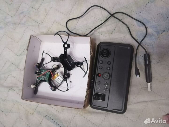 Мини квадрокоптер